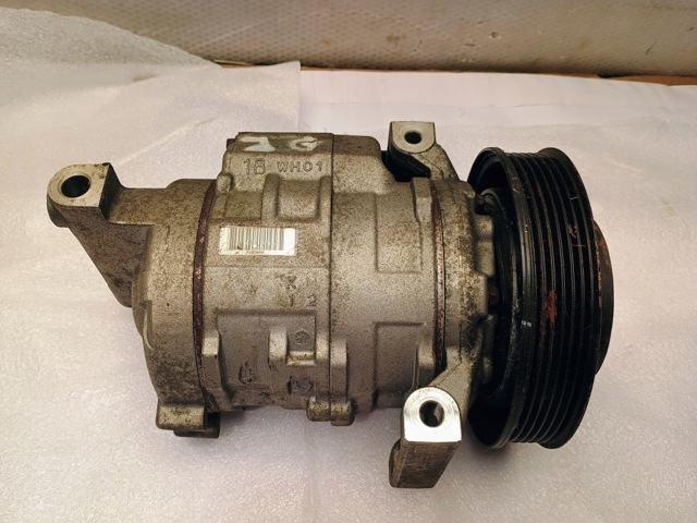 Компресор кліматичної установки 68021835AF CHRYSLER