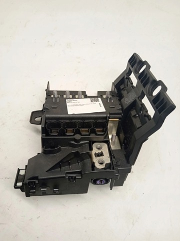 Блок запобіжників задній, салонний 6802944 BMW