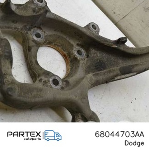 Цапфа - поворотний кулак передній, лівий 68044703AA CHRYSLER