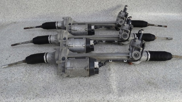Управління рульове в зборі 6863670 BMW