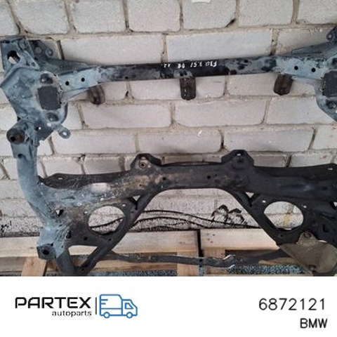 Підрамник передній 6872121 BMW