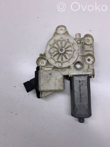 Склопідйомник задніх правих дверей 6983002100 TOYOTA