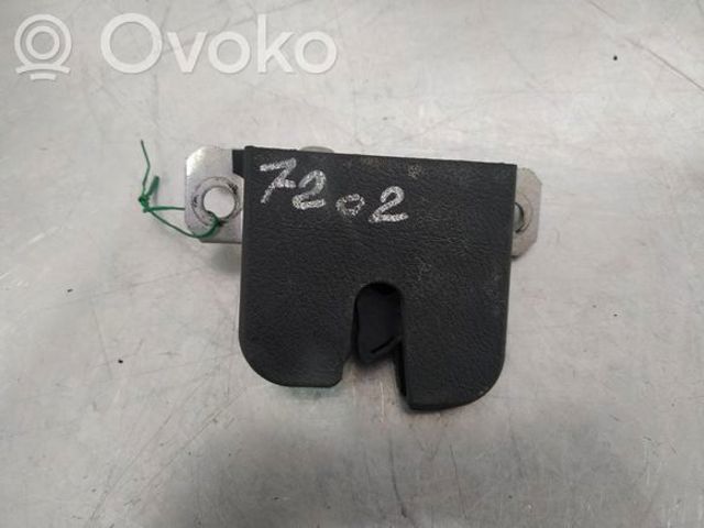 Замок п'ятих дверей 6L6827505A VAG