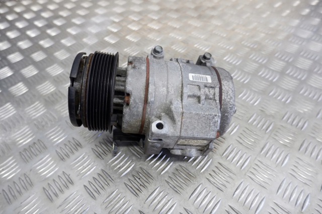 Компресор кондиціонера 73111AJ020 SUBARU