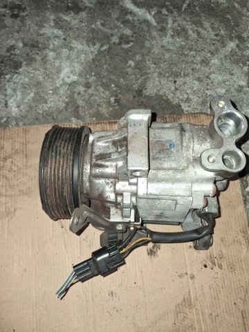 Компресор системи кондиціювання 73111FJ020 SUBARU