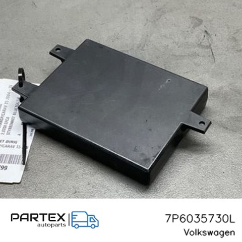 Блок керування Bluetooth 7P6035730L VAG