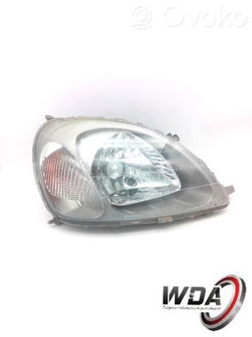 Права блок фара 811300D011 TOYOTA