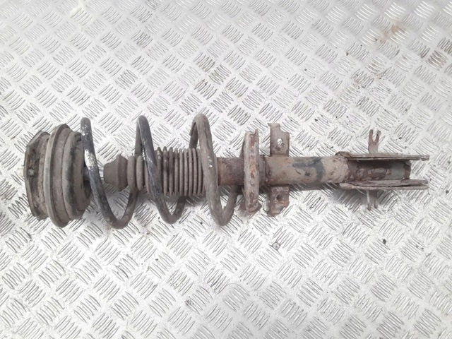 Опора стійки амортизатора переднього 8200002876 RENAULT