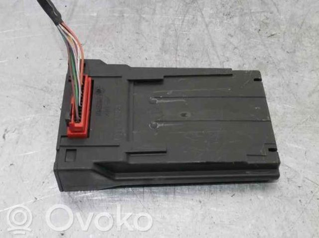 Блок керування телефоном 8200006159 RENAULT
