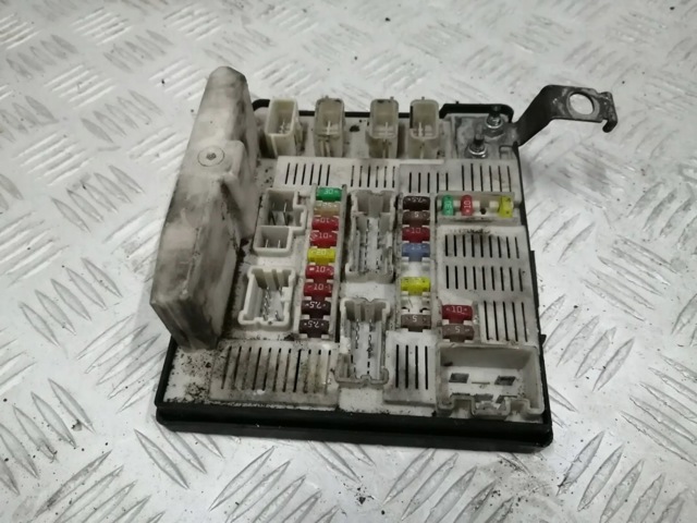 Корпус запобіжників 8200451904 RENAULT