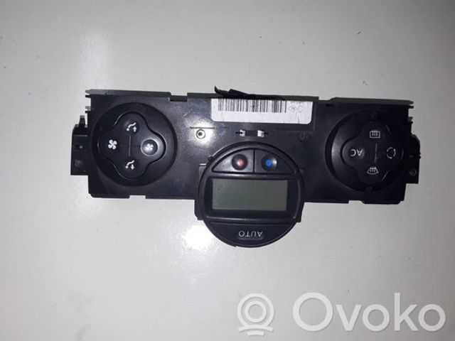 Блок управління пічкою 8200501461 RENAULT
