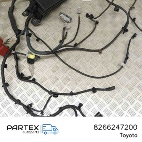 8266247200 Toyota