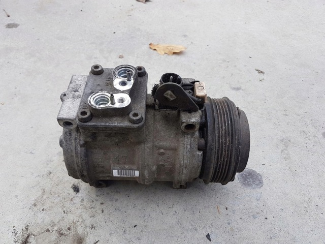 Компресор системи кондиціювання 8390336 BMW
