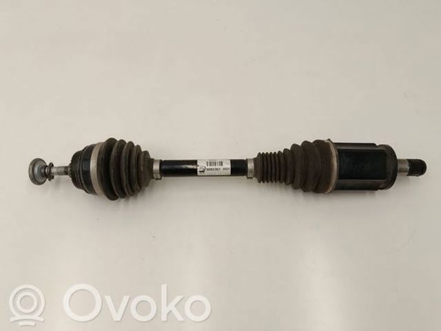 Піввісь передня ліва 8682367 BMW