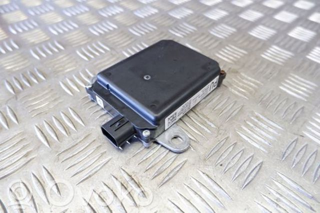 881620W271 Toyota