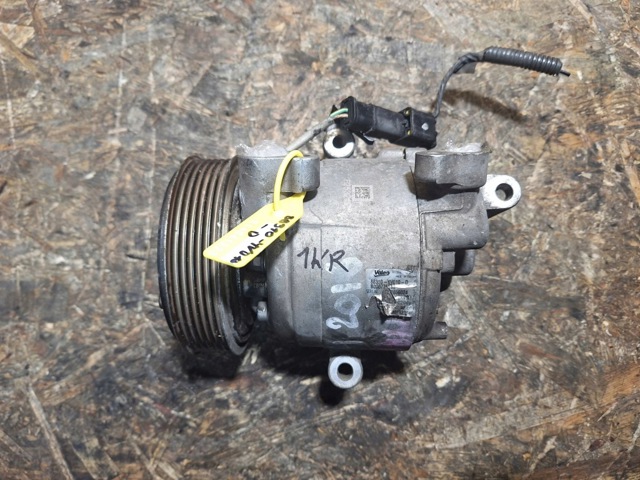 Компресор кліматичної установки 88310YV010 TOYOTA
