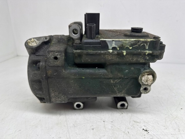 Компресор холодоагенту 8837048022 TOYOTA