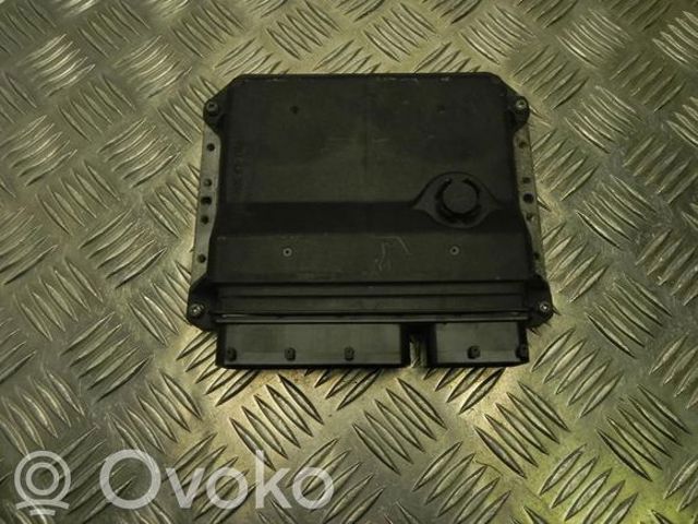 Комп'ютер двигуна 8966105D30 TOYOTA