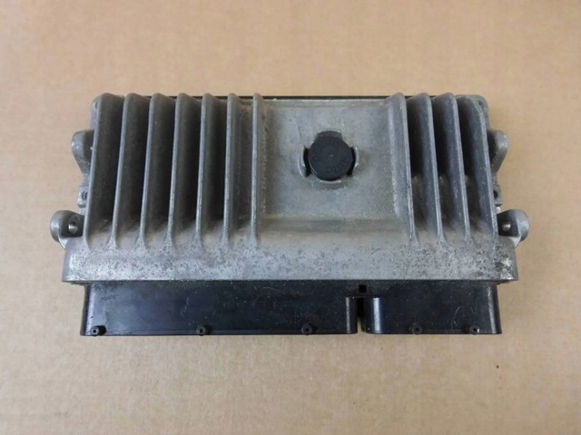 Блок двигуна 896610ZW90 TOYOTA