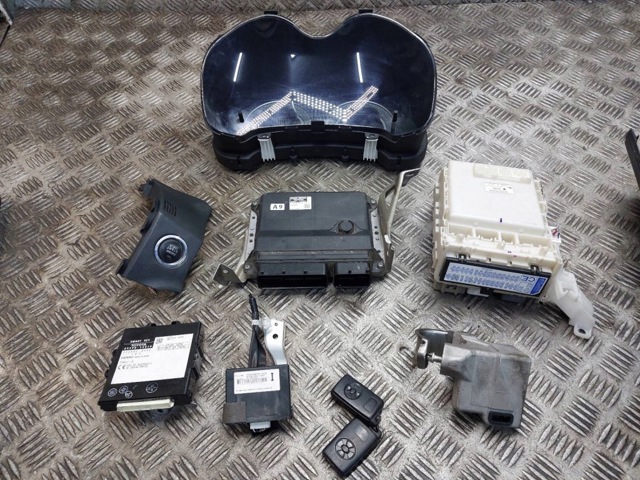 Блок двигуна 8966112A90 TOYOTA