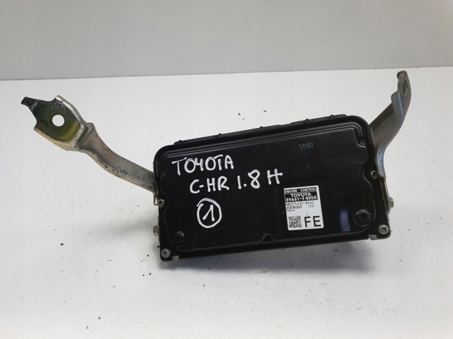 Блок двигуна 89661F4050 TOYOTA