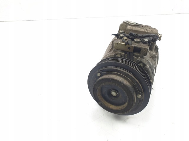 Насос кондиціонера 8FK351128091 LAND ROVER