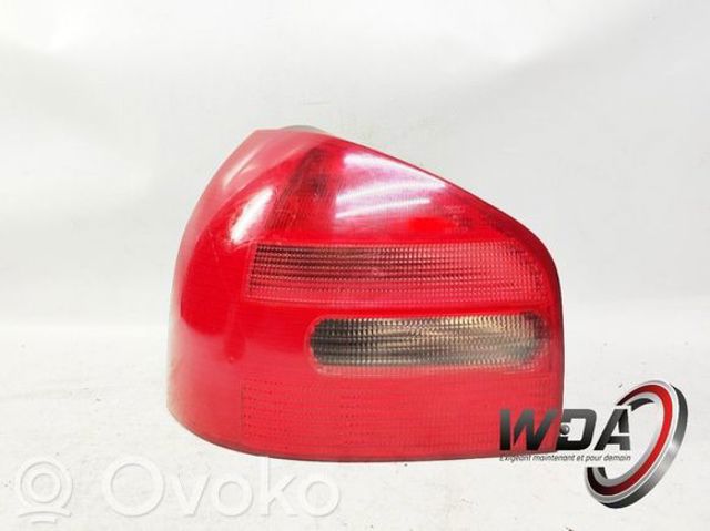 Ліхтар задній лівий 8L0945095A VAG
