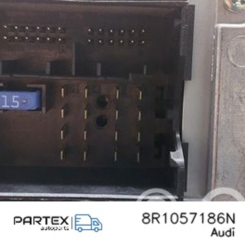 Магнітола 8R1057186N VAG