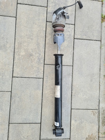 Амортизаційна стійка задня 8V0513021M VAG