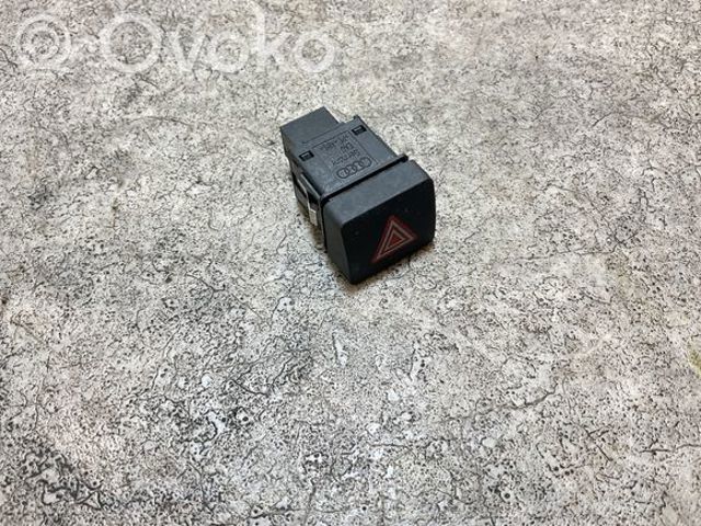 Кнопка аварійної сигналізації 8W0941509A VAG