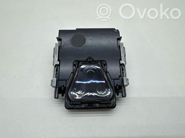 Камера заднього виду 8W6907217B VAG
