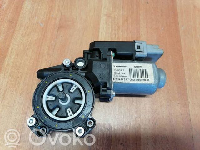 Склопідйомник задніх лівих дверей 9223C1 PEUGEOT