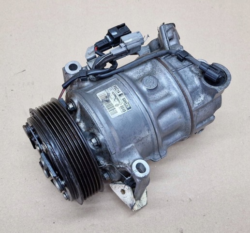 Компресор системи кондиціювання 926002410R RENAULT
