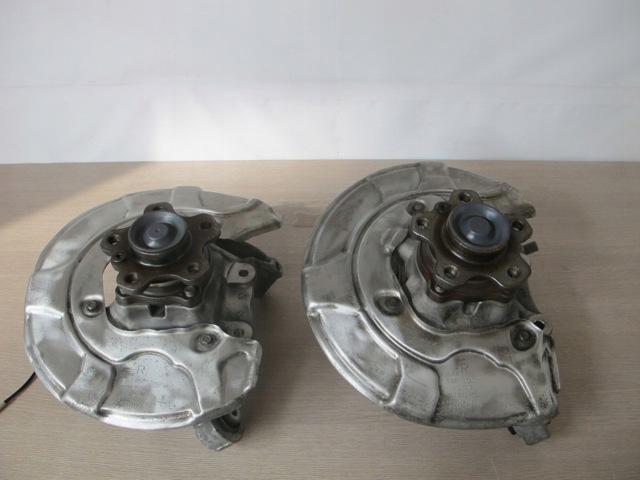 Радіатор охолодження двигуна 9425862 BMW
