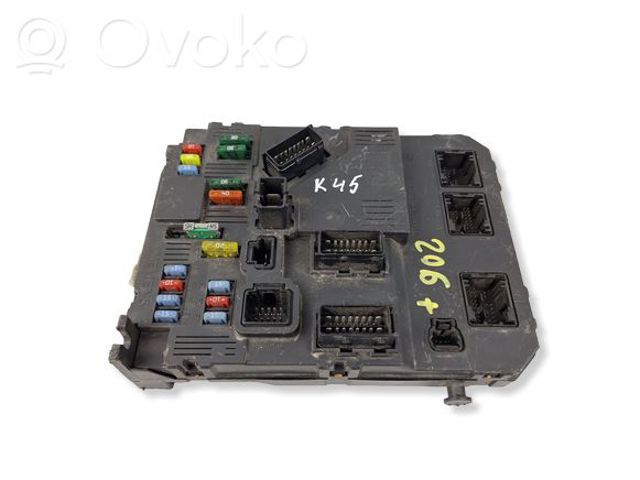 Корпус запобіжників 9657999780 PEUGEOT