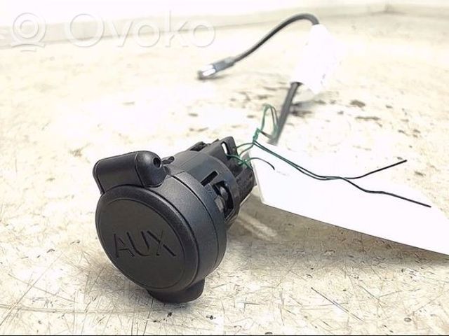 USB-розгалужувач 96645227ZD PEUGEOT