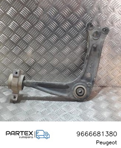 Правий важіль передній нижній підвіски 9666681380 PEUGEOT