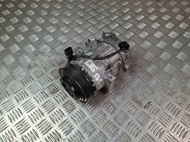 Компресор кліматичної установки 97701D7500 HYUNDAI