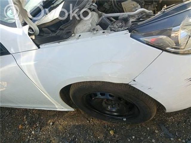 Переднє праве крило 9802164280 PEUGEOT