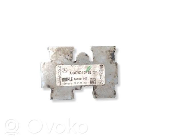 Термостат системи змащення двигуна A0005010765 MERCEDES