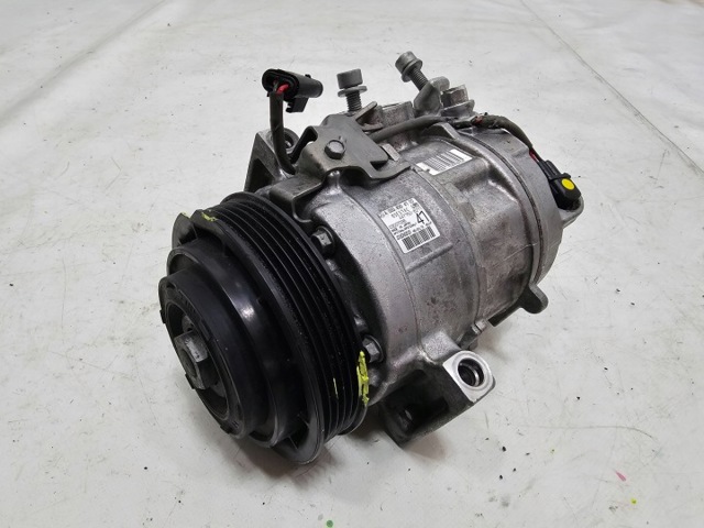 Компресор кліматичної установки A0008304102 MERCEDES
