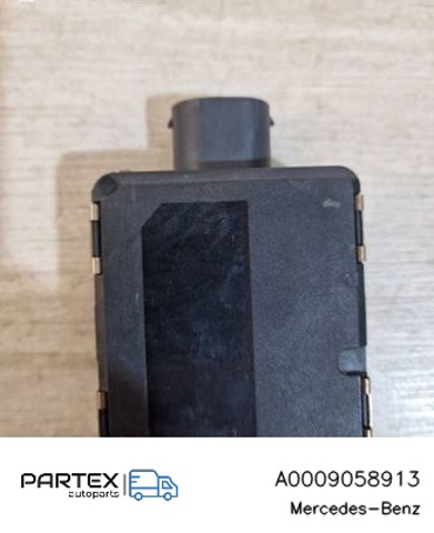 Радарний датчик дистанції A0009058913 MERCEDES