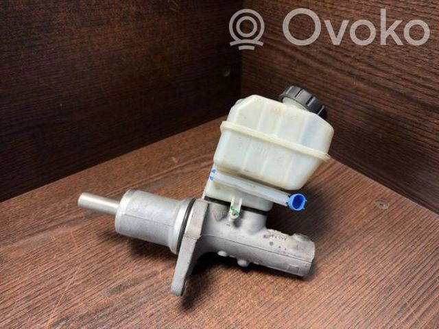 Бачок головного гальмівного циліндру A0024315202 MERCEDES