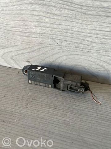 Датчик подушки безпеки A0028202726 MERCEDES