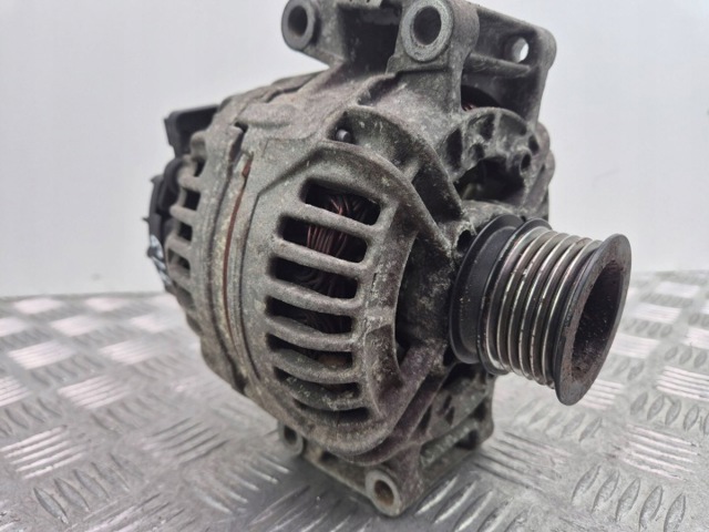 Авто генератор A0131546302 MERCEDES