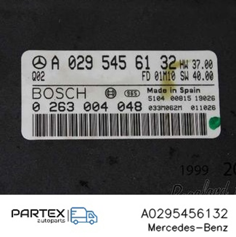 Блок двигуна A0295456132 MERCEDES