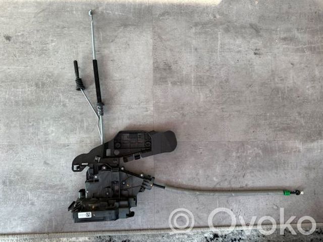 Замок передніх пасажирських дверей A0997201235 MERCEDES