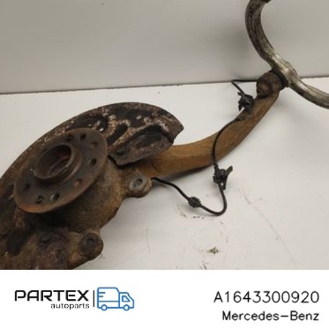 Цапфа поворотного кулака A1643300920 MERCEDES