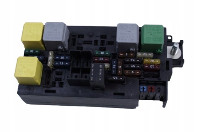 Коробка запобіжників A1645402972 MERCEDES