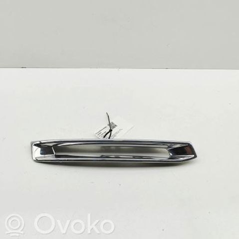 Оправа протитуманки A1668851774 MERCEDES